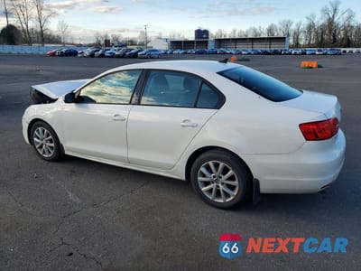 Drugie zdjęcie samochodu z przodu: 2012 VOLKSWAGEN JETTA SE VIN:3VWDP7AJ4CM375417 - miniatura