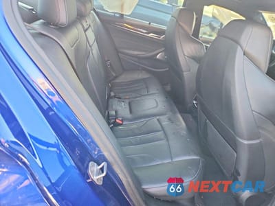 Zdjęcie 10 z 12 samochodu: 2019 BMW M5 VIN:WBSJF0C59KB447789 - miniatura