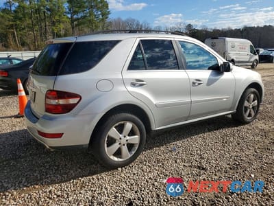 Trzecie zdjęcie samochodu z tyłu: 2010 MERCEDES-BENZ ML 350 VIN:4JGBB5GB5AA580439 - miniatura