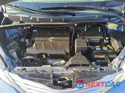 Zdjęcie 12 z 13 samochodu: 2016 TOYOTA SIENNA XLE 8-PASSENGER VIN:5TDYK3DCXGS712896 - miniatura