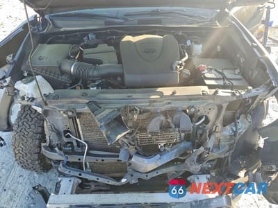 Zdjęcie 11 z 12 samochodu: 2020 TOYOTA TACOMA SR V6 VIN:5TFSZ5AN9LX220240 - miniatura