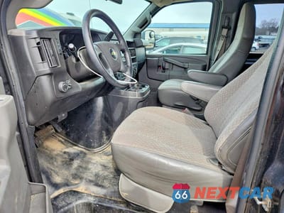 Zdjęcie 7 z 13 samochodu: 2019 CHEV EXPRESS G3500 VIN:1GCZGHFG2K1159377 - miniatura