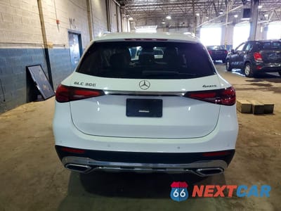 Zdjęcie 6 z 13 samochodu: 2026 MERCEDES-BENZ GLC 300 4MATIC VIN:W1NKM4HB7TF475617 - miniatura