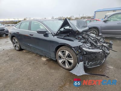 Czwarte zdjęcie samochodu z boku: 2025 AUDI A6 E-TRON PREMIUM PLUS 60 VIN:WAU2DAGH6SA025087 - miniatura