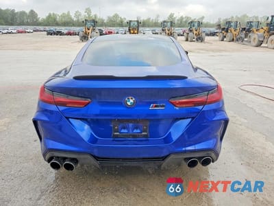 Zdjęcie 6 z 12 samochodu: 2024 BMW M8 VIN:WBSAE0C09RCR46815 - miniatura