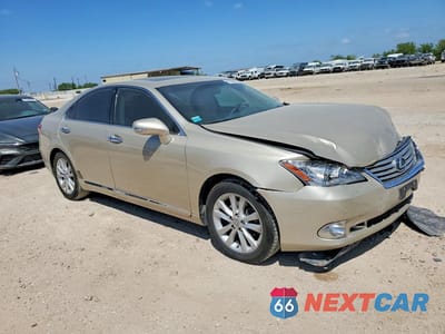 Czwarte zdjęcie samochodu z boku: 2012 LEXUS ES 350 BASE VIN:JTHBK1EG3C2496613 - miniatura