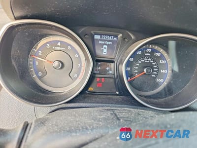 Zdjęcie 9 z 11 samochodu: 2013 HYUNDAI ELANTRA GT BASE VIN:KMHD35LE0DU150231 - miniatura