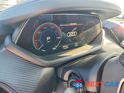 Zdjęcie 9 z 13 samochodu: 2024 AUDI E-TRON GT PREMIUM PLUS VIN:WAUCJBFW7R7002041 - miniatura
