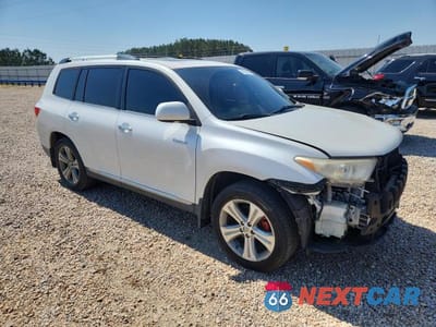 Czwarte zdjęcie samochodu z boku: 2011 TOYOTA HIGHLANDER LIMITED VIN:5TDYK3EH5BS034092 - miniatura