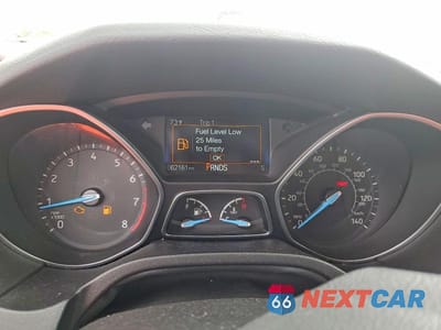 Zdjęcie 9 z 13 samochodu: 2018 FORD FOCUS SE VIN:1FADP3FE9JL325317 - miniatura