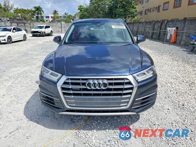Piąte zdjęcie samochodu w środku: 2018 AUDI Q5 PREMIUM PLUS VIN:WA1BNAFY9J2210724 - miniatura