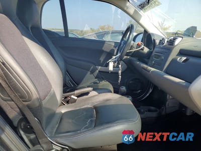 Zdjęcie 10 z 12 samochodu: 2009 SMART FORTWO PURE VIN:WMEEJ31X09K305386 - miniatura