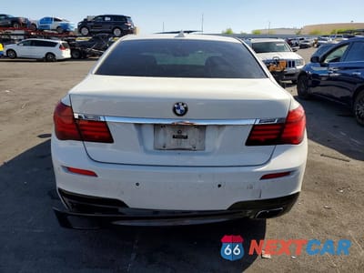 Zdjęcie 6 z 11 samochodu: 2013 BMW 740 I VIN:WBAYA6C56DD143380 - miniatura