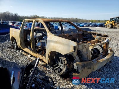 Czwarte zdjęcie samochodu z boku: 2019 CHEVROLET SILVERADO K1500 TRAIL BOSS CUSTOM VIN:3GCPYCEH6KG132542 - miniatura