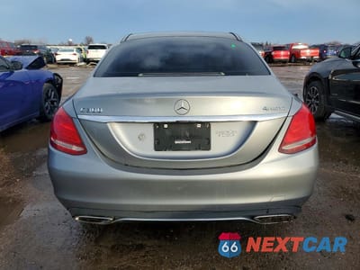 Zdjęcie 6 z 12 samochodu: 2015 MERCEDES-BENZ C 300 4MATIC VIN:55SWF4KB8FU039992 - miniatura