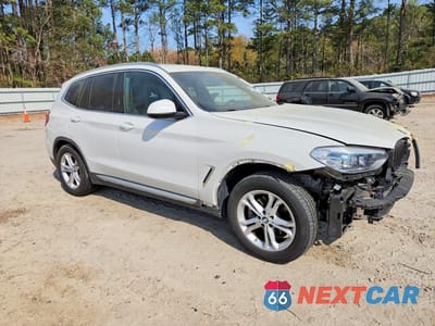 Czwarte zdjęcie samochodu z boku: 2020 BMW X3 XDRIVE30I VIN:5UXTY5C0XL9D10155 - miniatura