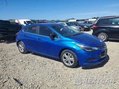 Czwarte zdjęcie samochodu z boku: 2017 CHEVROLET CRUZE LT VIN:3G1BE6SM6HS508774 - miniatura