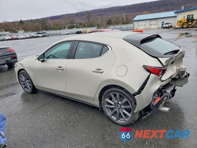 Drugie zdjęcie samochodu z przodu: 2024 MAZDA 3 PREFERRED VIN:JM1BPALM9R1709865 - miniatura