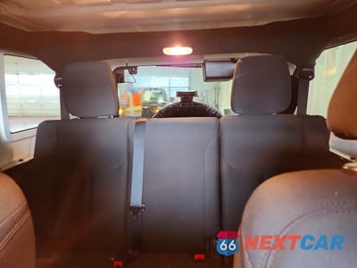 Zdjęcie 10 z 12 samochodu: 2016 JEEP WRANGLER UNLIMITED SPORT VIN:1C4BJWDGXGL219475 - miniatura