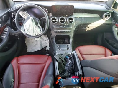 Zdjęcie 8 z 12 samochodu: 2021 MERCEDES-BENZ GLC 300 4MATIC VIN:W1N0G8EB2MF867657 - miniatura