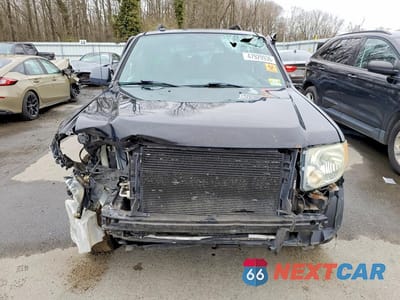Piąte zdjęcie samochodu w środku: 2009 FORD ESCAPE XLT VIN:1FMCU93G89KB20088 - miniatura