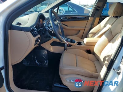 Zdjęcie 7 z 13 samochodu: 2025 PORSCHE MACAN BASE VIN:WP1AA2A56SLB08128 - miniatura