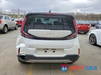 Zdjęcie 6 z 13 samochodu: 2023 KIA SOUL LX VIN:KNDJ23AUXP7215730 - miniatura
