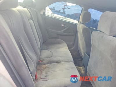 Zdjęcie 10 z 11 samochodu: 2001 TOYOTA CAMRY LE VIN:JT2BG22K010594520 - miniatura