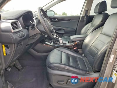 Zdjęcie 7 z 12 samochodu: 2017 KIA SORENTO EX V6 VIN:5XYPH4A5XHG330159 - miniatura