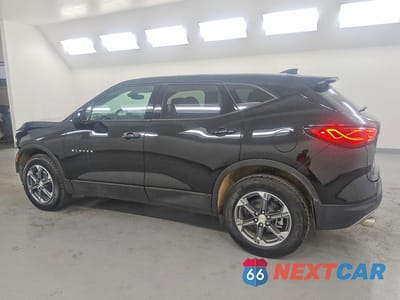 Drugie zdjęcie samochodu z przodu: 2026 CHEVROLET BLAZER 2LT VIN:3GNKBCR48TS146953 - miniatura