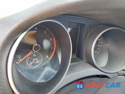 Zdjęcie 9 z 12 samochodu: 2012 VOLKSWAGEN GTI VIN:WVWHD7AJ7CW223015 - miniatura