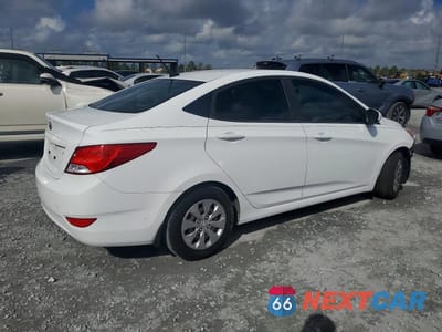 Trzecie zdjęcie samochodu z tyłu: 2016 HYUNDAI ACCENT SE VIN:KMHCT4AE7GU141149 - miniatura