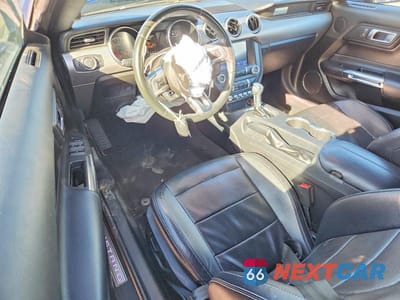 Zdjęcie 8 z 12 samochodu: 2021 FORD MUSTANG VIN:1FATP8UH9M5115833 - miniatura