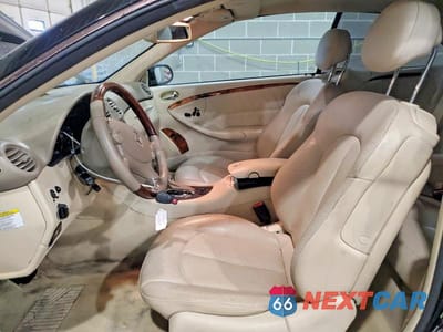 Zdjęcie 7 z 12 samochodu: 2005 MERCEDES-BENZ CLK 500 VIN:WDBTK75J85F142231 - miniatura