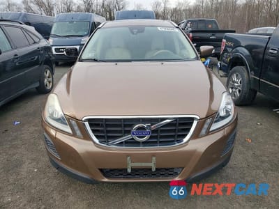 Piąte zdjęcie samochodu w środku: 2013 VOLVO XC60 T6 VIN:YV4902DZ6D2457317 - miniatura