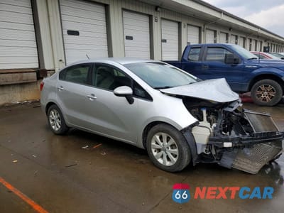 Czwarte zdjęcie samochodu z boku: 2013 KIA RIO EX VIN:KNADN4A32D6273363 - miniatura