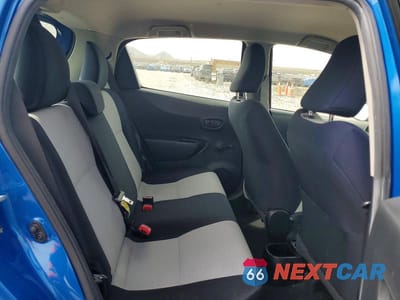 Zdjęcie 10 z 12 samochodu: 2013 TOYOTA YARIS 5-DOOR L VIN:JTDKTUD36DD543072 - miniatura