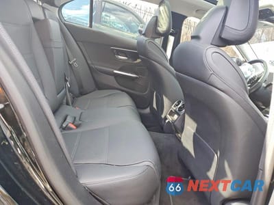 Zdjęcie 10 z 12 samochodu: 2025 MERCEDES-BENZ C 300 4MATIC VIN:W1KAF4HB9SR250177 - miniatura