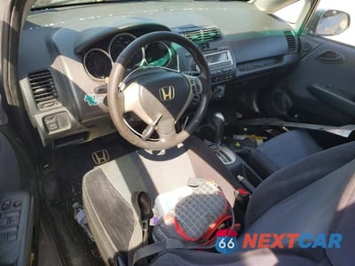 Zdjęcie 8 z 12 samochodu: 2008 HONDA FIT SPORT VIN:JHMGD38688S029242 - miniatura