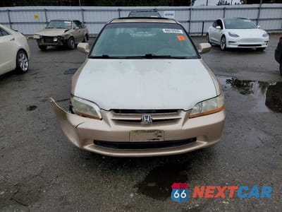Piąte zdjęcie samochodu w środku: 2000 HONDA ACCORD EX VIN:1HGCG1658YA071617 - miniatura