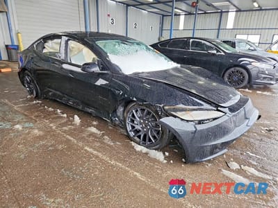 Czwarte zdjęcie samochodu z boku: 2024 TESLA MODEL 3 VIN:5YJ3E1EA3RF867882 - miniatura