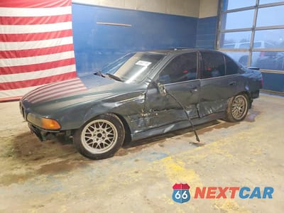 2000 BMW 528 I WBADM5346YBY18721 - główne zdjęcie licytacji z USA - miniatura
