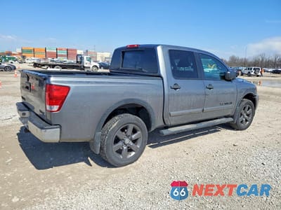 Trzecie zdjęcie samochodu z tyłu: 2015 NISSAN TITAN SV VIN:1N6AA0EC9FN511994 - miniatura