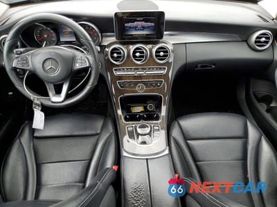 Zdjęcie 8 z 13 samochodu: 2017 MERCEDES-BENZ C 300 4MATIC VIN:55SWF4KB4HU203127 - miniatura