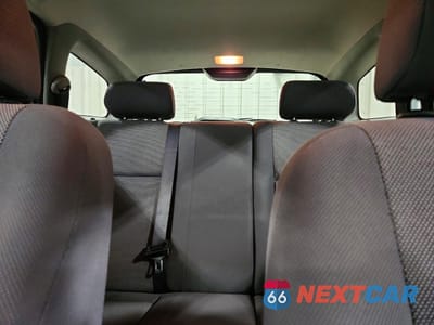 Zdjęcie 10 z 14 samochodu: 2003 TOYOTA MATRIX XR VIN:2T1LR32E73C021077 - miniatura