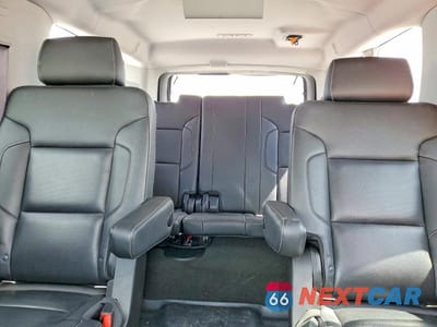 Zdjęcie 10 z 13 samochodu: 2016 CHEVROLET SUBURBAN C1500 LTZ VIN:1GNSCJKC2GR471187 - miniatura