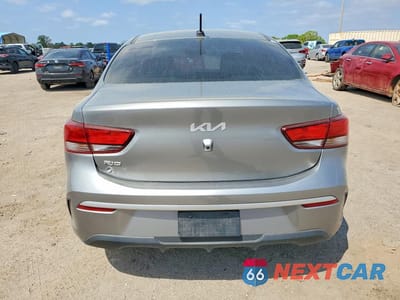 Zdjęcie 6 z 12 samochodu: 2022 KIA RIO S VIN:3KPA24AD6NE495942 - miniatura