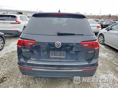 Zdjęcie 6 z 13 samochodu: 2020 VOLKSWAGEN TIGUAN SE VIN:3VV2B7AXXLM181795 - miniatura