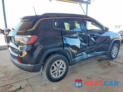 Trzecie zdjęcie samochodu z tyłu: 2020 JEEP COMPASS SPORT VIN:3C4NJDAB8LT242780 - miniatura