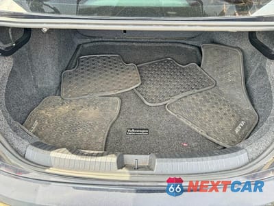 Zdjęcie 11 z 13 samochodu: 2019 VOLKSWAGEN JETTA SEL VIN:3VWE57BU0KM263389 - miniatura